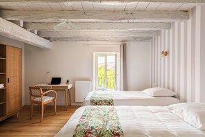 7 chambres, bureau, fer et planche Ă repasser, Wi-Fi