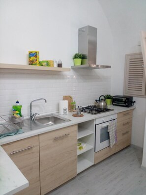 House, 1 Bedroom, Smoking, City View | Interior - Sogno Barocco Apartment (Catania)