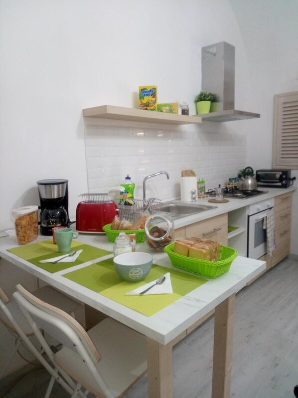 House, 1 Bedroom, Smoking, City View | Interior - Sogno Barocco Apartment (Catania)