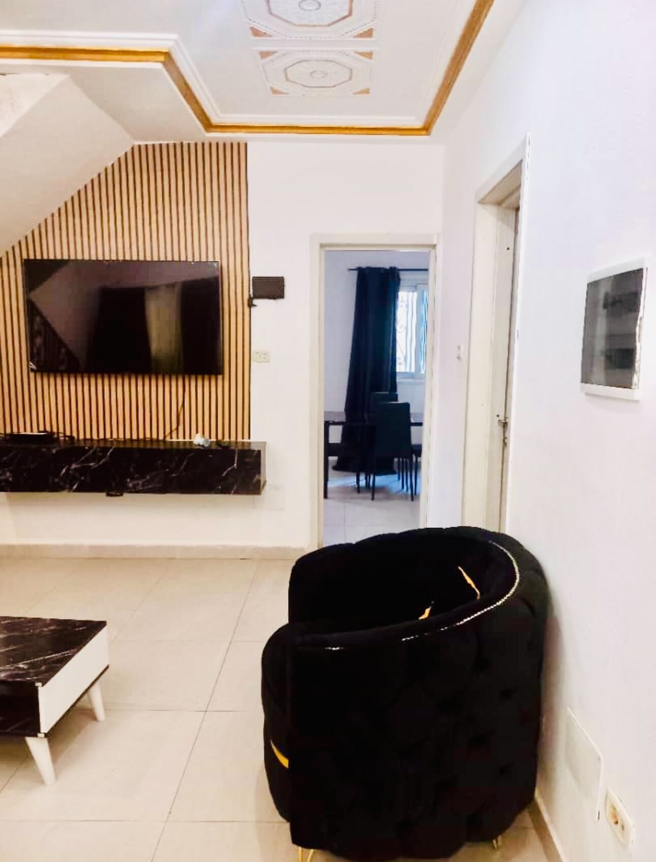 Villa, 4 Bedrooms, Smoking, Balcony | Living area