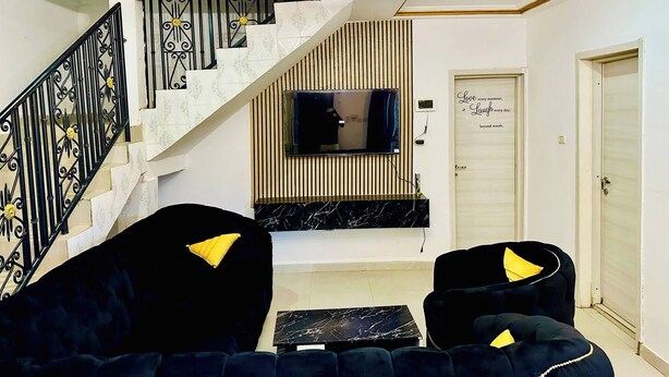 Villa, 3 chambres, fumeur, balcon | Coin séjour