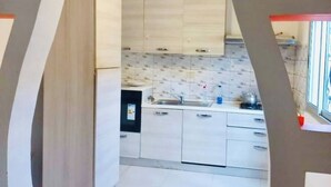 Villa, 3 chambres, fumeur, balcon | Intérieur