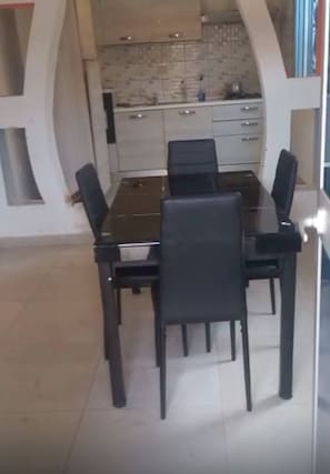 Vila, 3 quartos, para fumantes, sacada | Opções para refeição