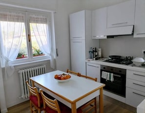 Apartment, 2 Bedrooms, Smoking, Balcony | Private kitchen - La Turr de Mezz- Bellagio LCA (Bellagio)