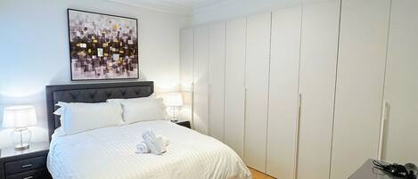 1 chambre, fer et planche Ă repasser, Wi-Fi, literie fournie