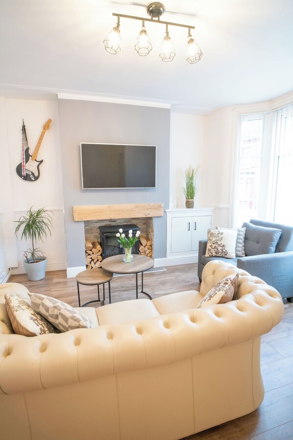 TV connectée, cheminée