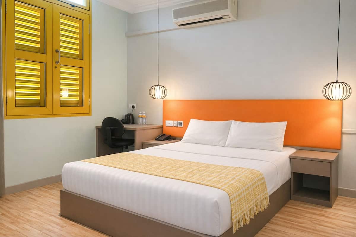 Deluxe Double, Window | In-room safe, desk, laptop workspace, free WiFi