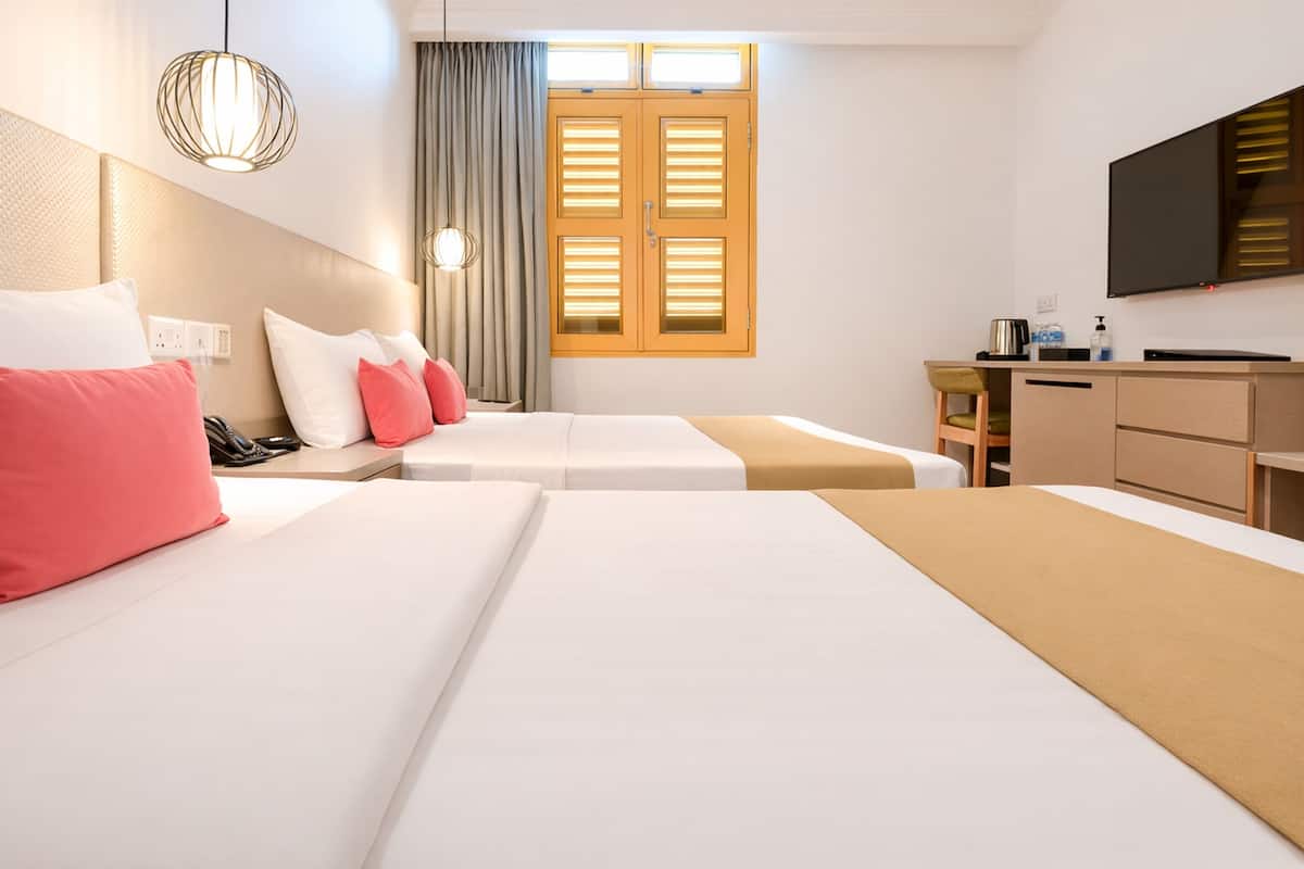 Deluxe Family, Window | In-room safe, desk, laptop workspace, free WiFi