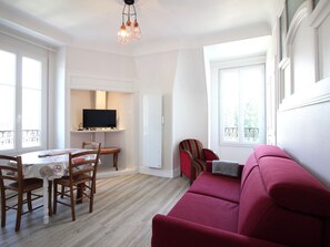 TV - T2 in La Bourboule with Wifi 100m from the Spa (La Bourboule)