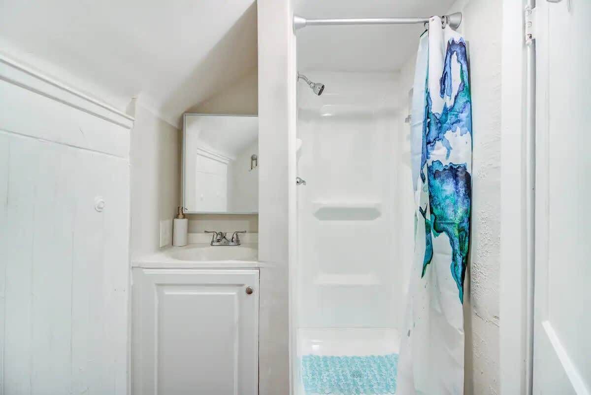 Een douche, een haardroger