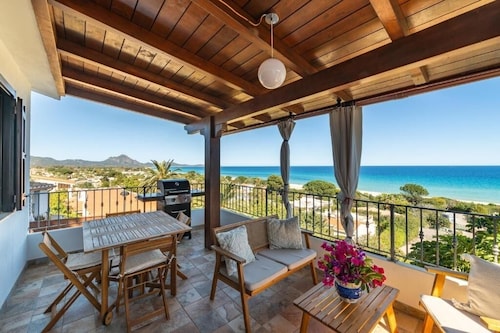 Casa Mariano in Costa Rei, Sea View 🌊, 3 min from the beach.
