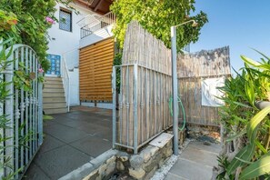 Property grounds - Casa Mariano in Costa Rei, Sea View 🌊, 3 min from the beach. (Costa Rei)