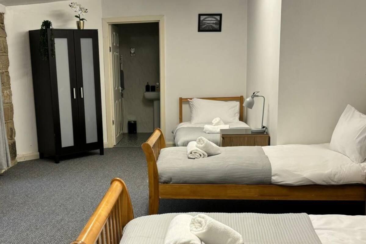 Economy Triple Room, Garden View | WiFi (free)