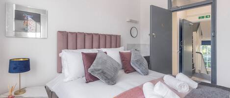 8 sovrum, strykjärn/strykbräda, wi-fi och sängkläder