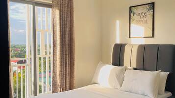 Comfort Condo, 1 Bedroom, Non Smoking, Balcony | 1 bedroom, individually decorated, individually furnished