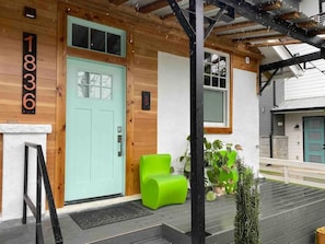 Exterior detail - This apartment is a 1 bedroom(s), 1 bathrooms, located in Atlanta, GA. (Atlanta)