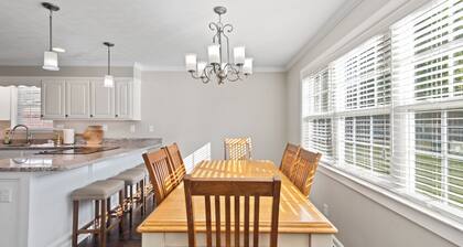 4 bed/2 bath across from Sand Mountain Park