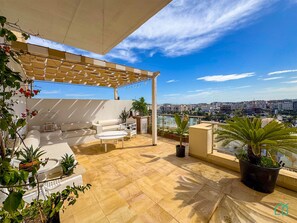 Apartment - Ain Zaghouan Nd Superbe apt Avec Terrasse et vue (Tunis)