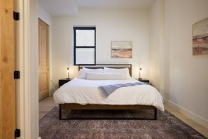 4 bedrooms, desk, iron/ironing board, travel cot - Downtown Villa 155 I Private Hot Tub I Great Views I Bunk Room I Discounted Attractions (Winter Park)