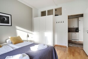 Huoneisto, 3 makuuhuonetta, näköala pihalle | 3 makuuhuonetta, silitysrauta/-lauta, vauvansängyt, ilmainen Wi-Fi