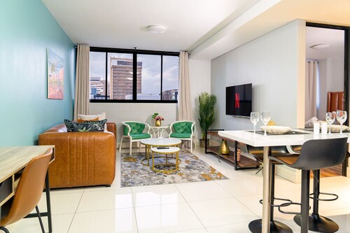 La Belle Luxury Suites Windhoek City Centre, 2 bedroom self-catering apartments.
