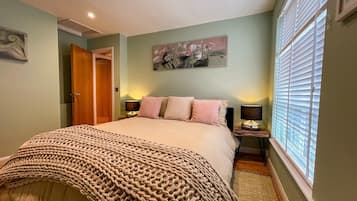 2 slaapkamers, een strijkplank/strijkijzer, gratis wifi