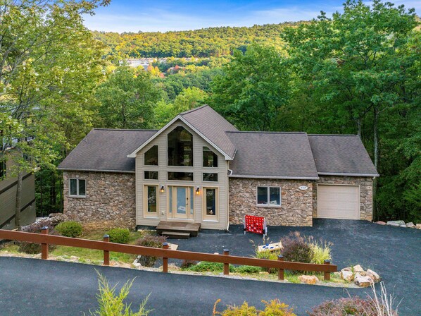 Exterior - The Timberline Lodge (McGaheysville)