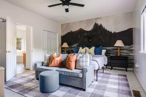 6 bedrooms, desk, iron/ironing board, WiFi - The Timberline Lodge (McGaheysville)