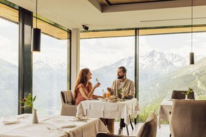 Desayuno buffet incluido todos los días