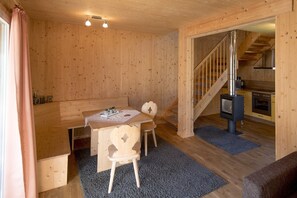 Dining - Chalet # 1 with 3 bedrooms & IR sauna (St. Georgen am Kreischberg)