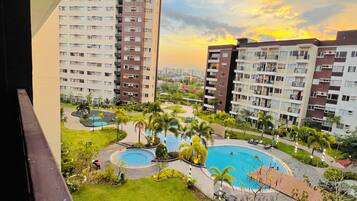 Signature Condo, 1 Bedroom, Non Smoking, Balcony | Balcony view
