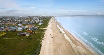 Golf Cart, Pool & Beach | 3 Homes, Sleeps 22 - Seaside Cottages