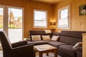 TV - Chalet # 46 with 4 Bedrooms, sauna & whirlpool (St. Georgen am Kreischberg)