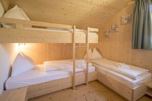4 habitaciones y ropa de cama 