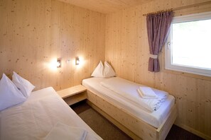 5 Schlafzimmer, kostenloses WLAN, Bettwäsche