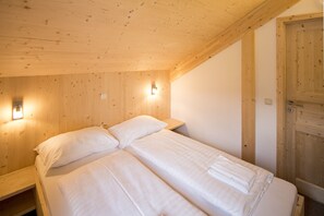 4 bedrooms, bed sheets - Chalet # 34a with 4 bedrooms & IR sauna (St. Georgen am Kreischberg)