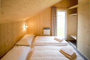 4 sovrum, gratis wi-fi och sÀngklÀder