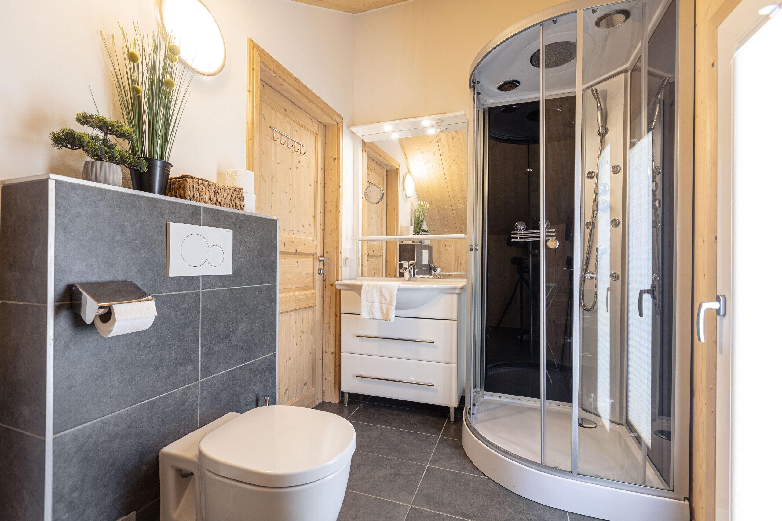 Chalet # 11b With 2 Bedrooms, Sauna & Whirlpool - Murau