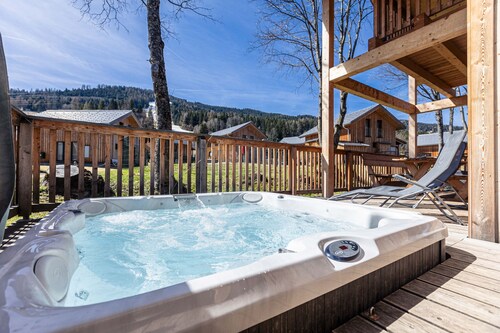 Premium Chalet # 41 with Sauna & Whirlpool