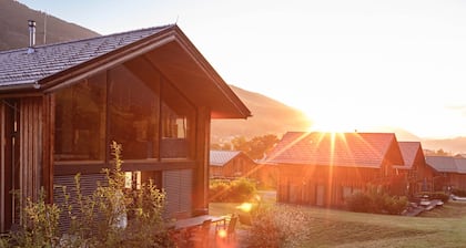Chalet # 49b with 4 Bedrooms, IR sauna & whirlpool