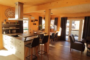 Fridge, microwave, oven, dishwasher - Chalet # 59 with 4 Bedrooms, sauna & whirlpool (St. Georgen am Kreischberg)