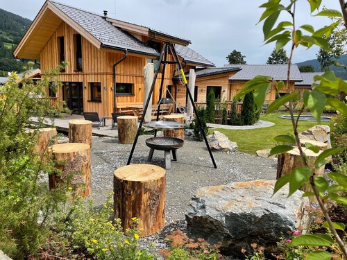Chalet # 52 with 3 Bedrooms, sauna & whirlpool