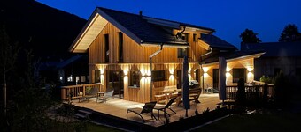 Chalet # 52 with 3 Bedrooms, sauna & whirlpool
