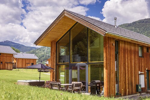 Premium Chalet # 19 mit IR-Sauna & Whirlpool