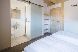 5 chambres, Wi-Fi gratuit, draps fournis