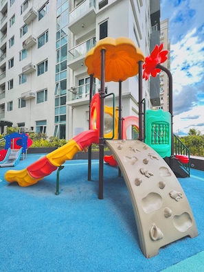 Children's play area - outdoor - One Madison Towers (Iloilo)