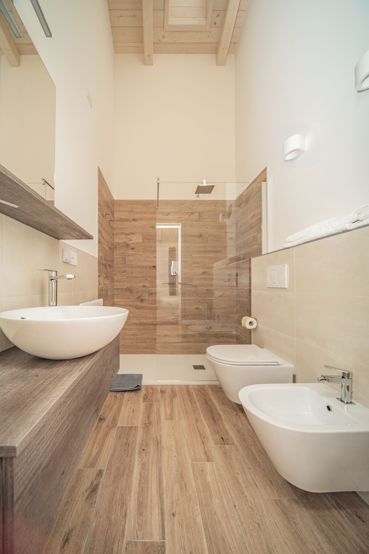 Doppel- oder Zweibettzimmer | Badezimmer