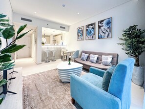 Luxury Apartment | 1 bedroom, iron/ironing board, free WiFi -  Infinity Pool and Beachfront Apartments - Seven Palm (Dubai)