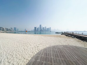 1 bedroom, iron/ironing board, free WiFi - Infinity Pool and Beachfront Apartments - Seven Palm (Dubai)