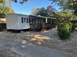 Exterior - 3-bedroom mobile home with water park and sea nearby (Agde)